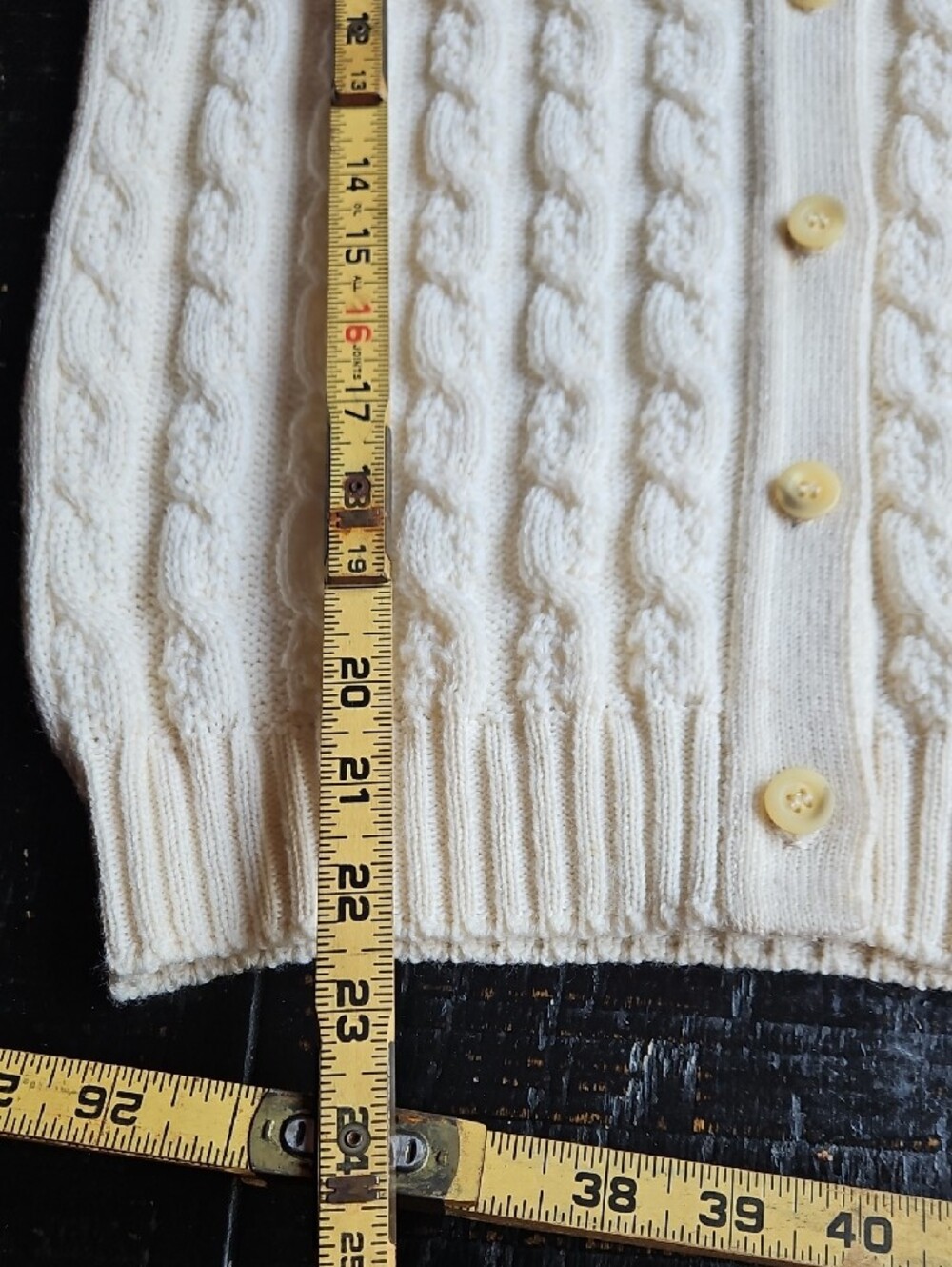 Vintage New Pendleton Cream Cable Knit V-Neck Buttoned Sweater Vest Size Medium - Picture 13 of 16